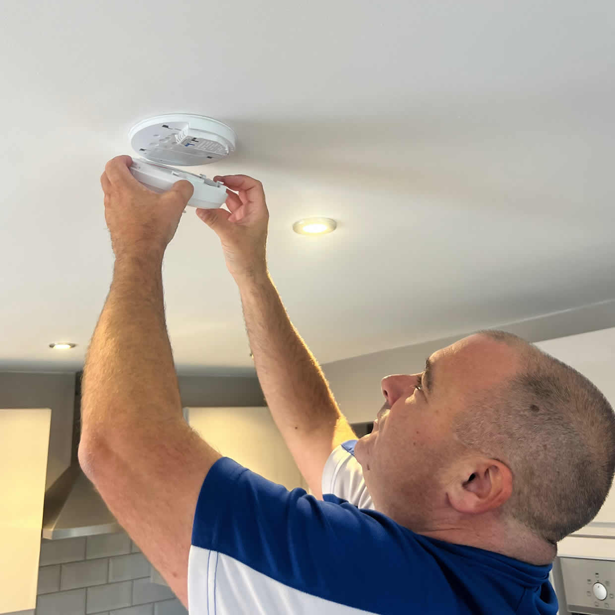 Professional smoke and heat alarm installation in Ealing